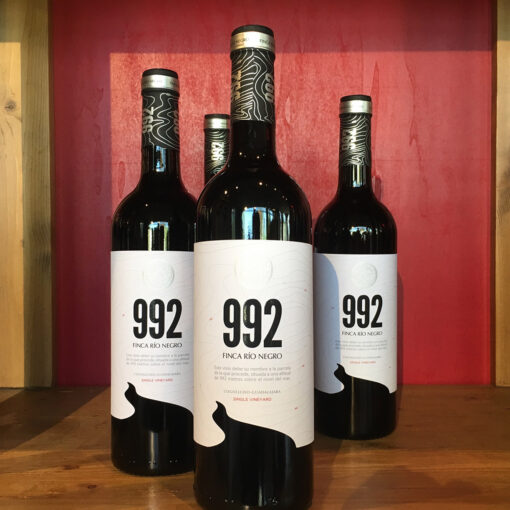 992 Finca Rio Negro